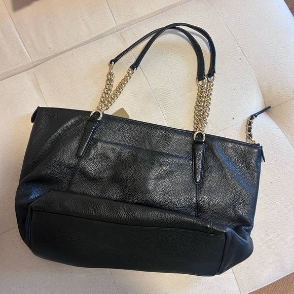 Black coach purse - Picture 2 of 4